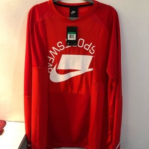 COPY - Nike NSW patch tshirt